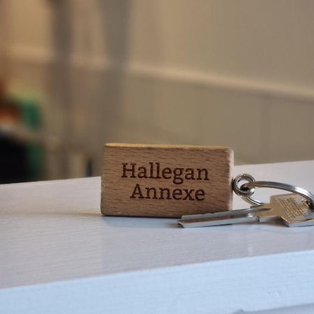 Hallegan Annexe With Private Garden And Woodland Camborne Exterior photo